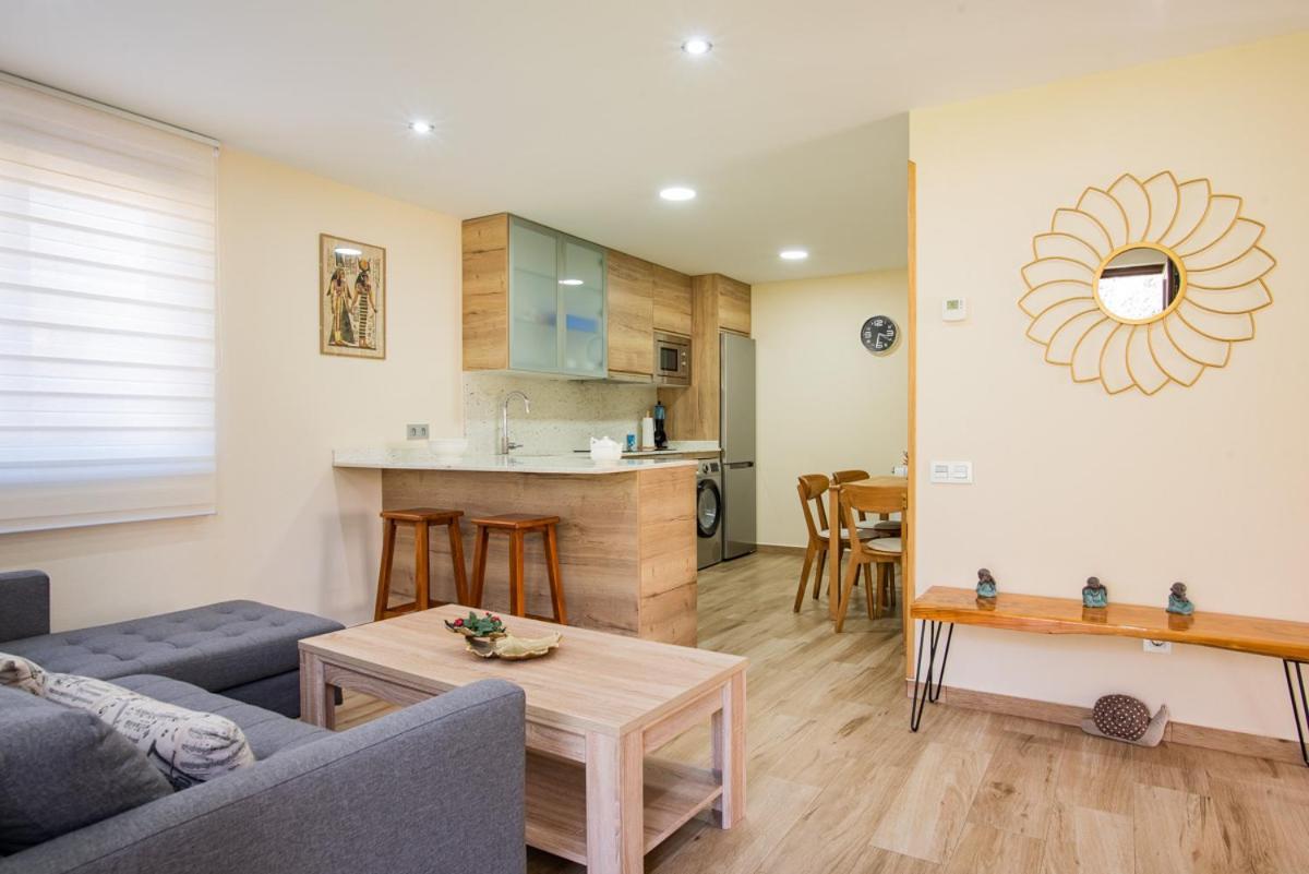 Apartamentos La Cortina Cangas de Onis Exterior photo